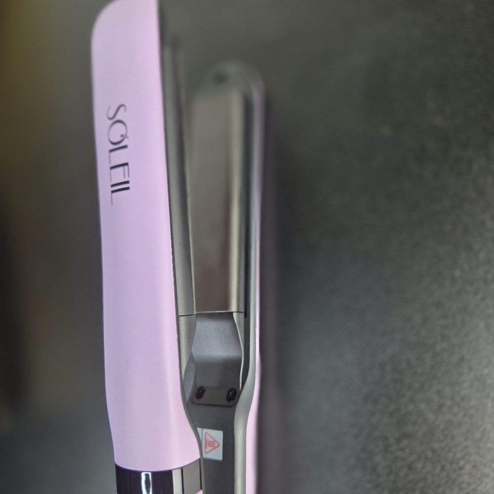 Soleil Dynamic Styler Lavender Ceramic Flat Iron 450°F Dual Voltage Hair Straigh - Picture 6 of 8